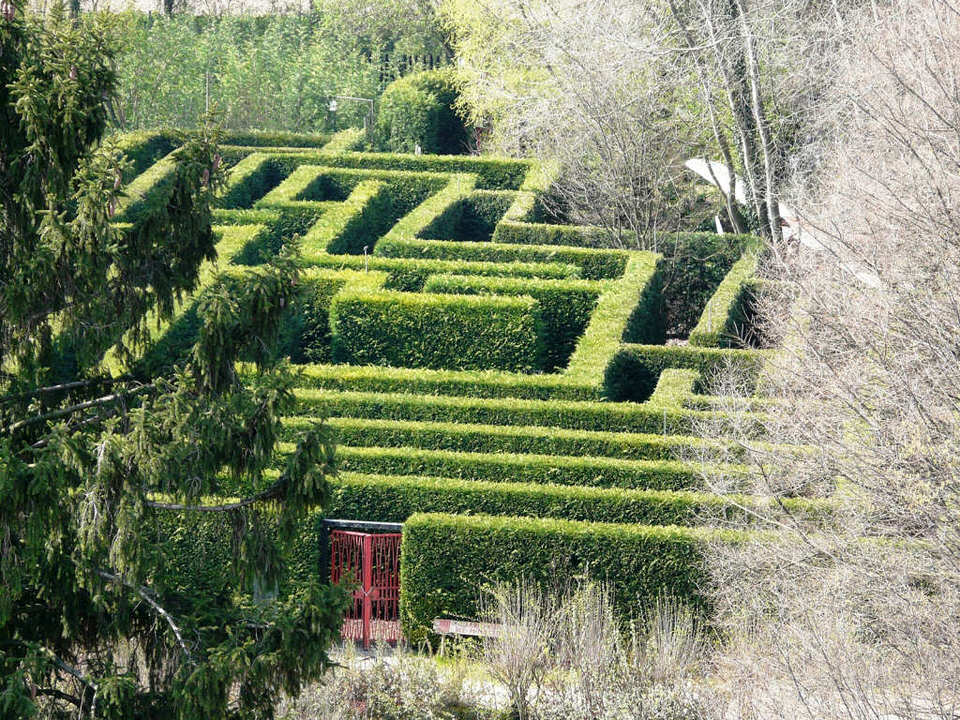 labirinti-famosi-labirinto-castello-di-san-pelagio