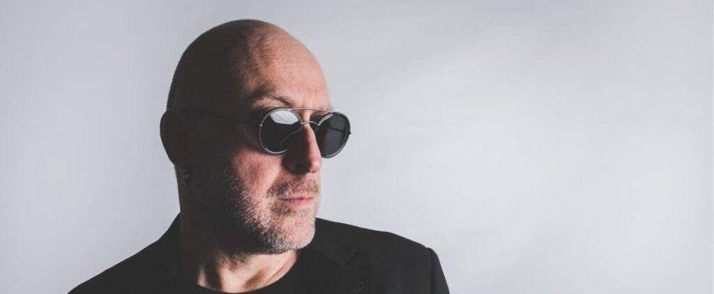 Mario Biondi vuole boicottare la musica straniera e scoppia la polemica