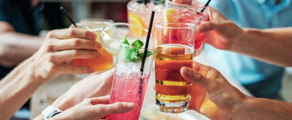 Nuovo Dpcm le regole per il tampone, negozi, bar e ristoranti