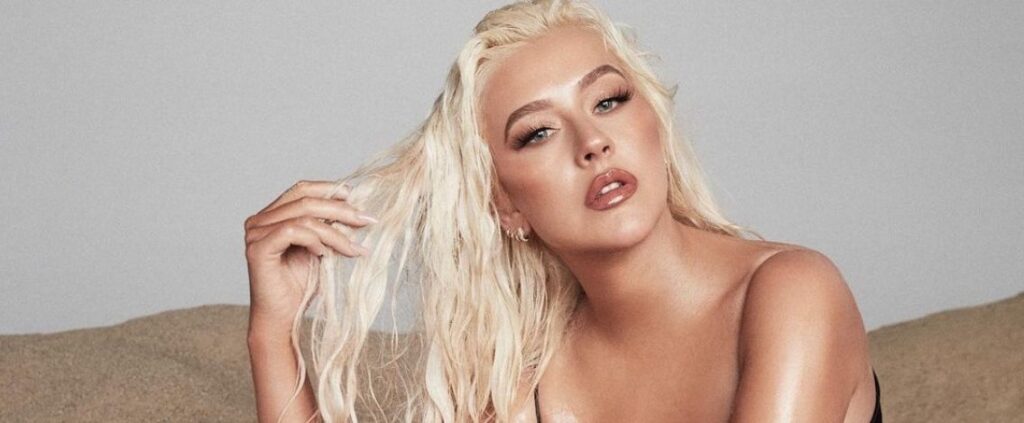 Cristina Aguilera accettare sé stessi è la vera bellezza
