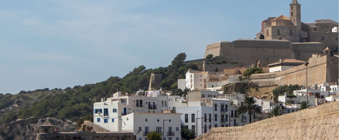 Ibiza, sparatoria ad una festa tre italiani coinvolti, uno in gravi condizioni