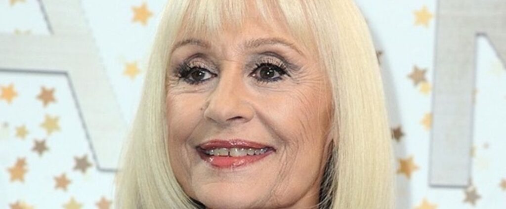 Raffaella Carrà, rese note le tappe del corteo funebre che omaggerà la regina della tv