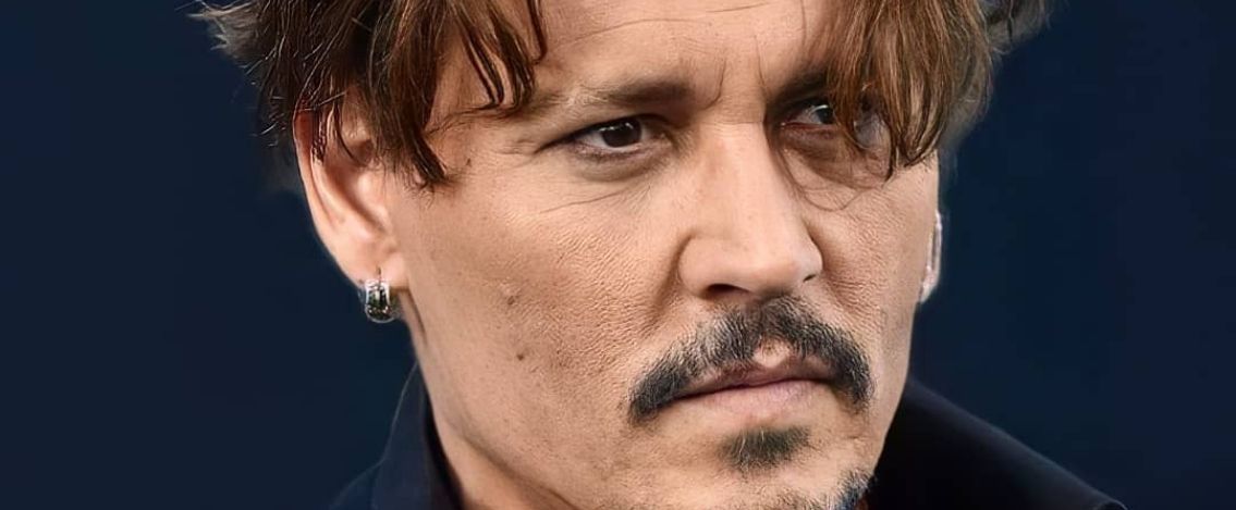 Johnny Depp riceve il premio alla carriera ed è subito polemica