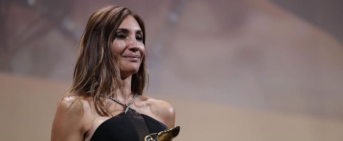 Audrey Diwan vince il Leone d'Oro a Venezia 78, chi è la regista francese