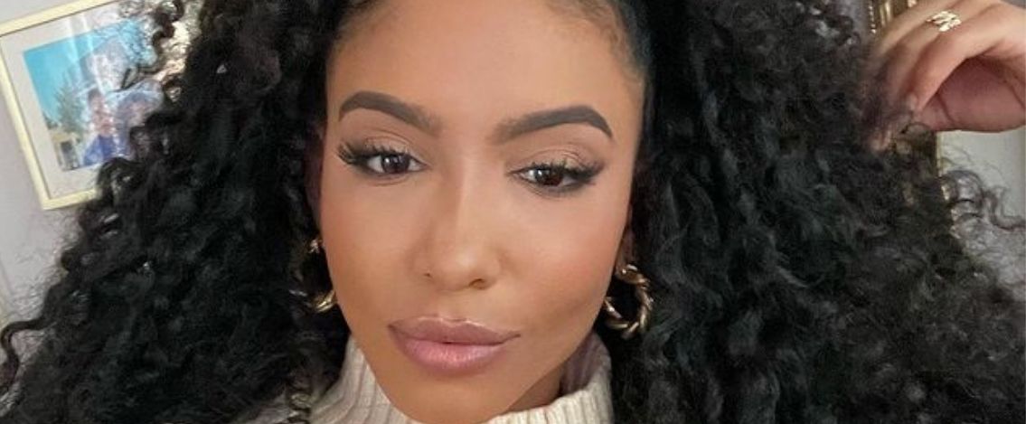 Cheslie Kryst, ex Miss America 2019 morta a 30 anni. Si sarebbe suicidata