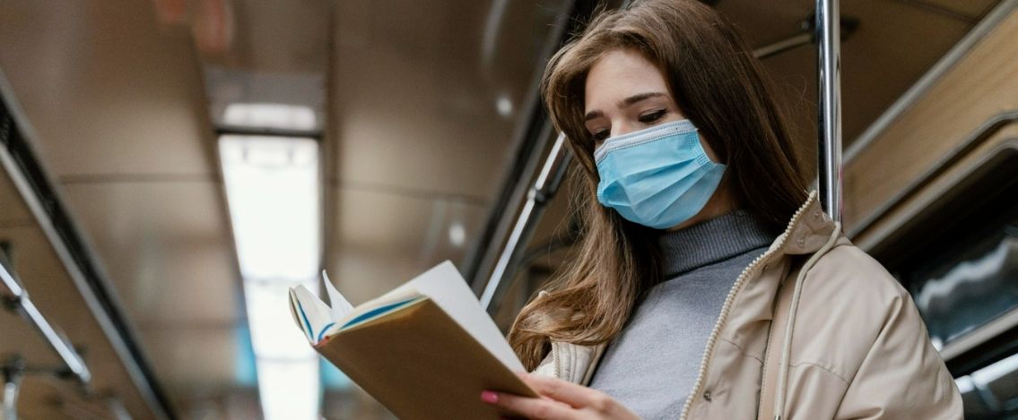 Pandemia in Italia via le mascherina al chiuso si o no