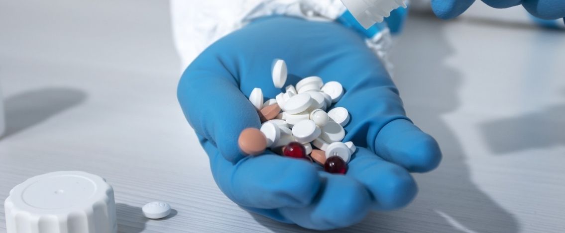 Paxlovid, l'antivirale che combatte il Covid disponibile in farmacia