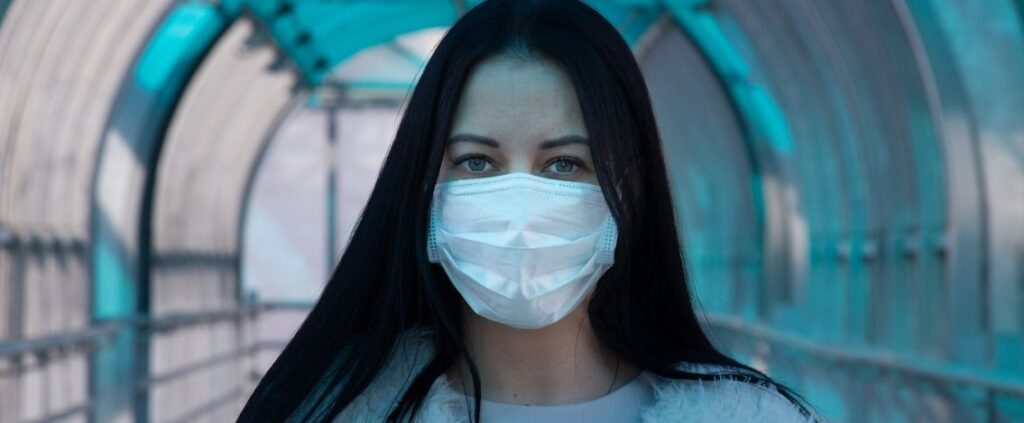 Quarantena per i positivi, cosa potrebbe cambiare da agosto