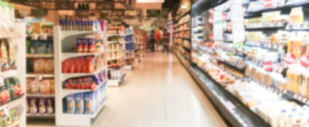 Napoli, uomo ferito al supermercato con delle forbici. Ecco cos'è accaduto