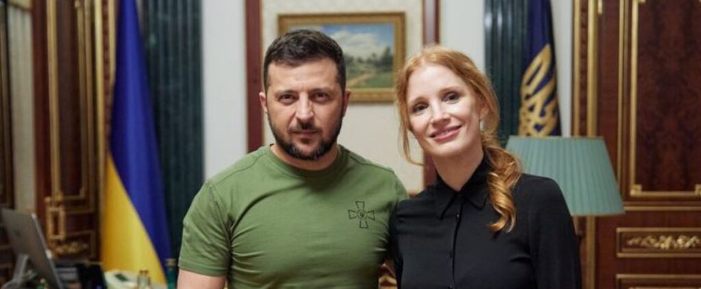 Zelensky riceve la visita dell'attrice Jessica Chastain (Foto)