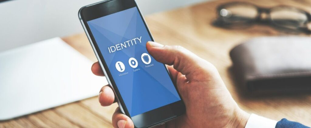 Identità digitale, il ministro Zangrillo salva lo Spid