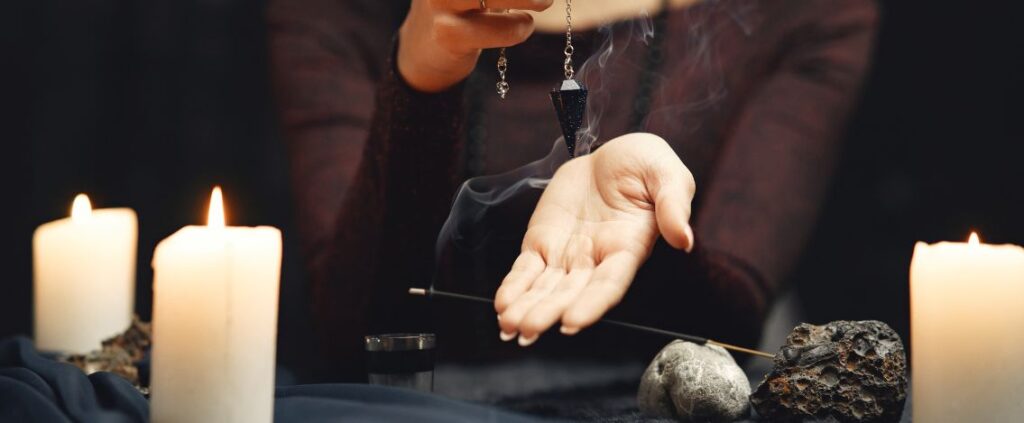Roma, l'ombra del satanismo sulla morte di due donne a Monte Mario