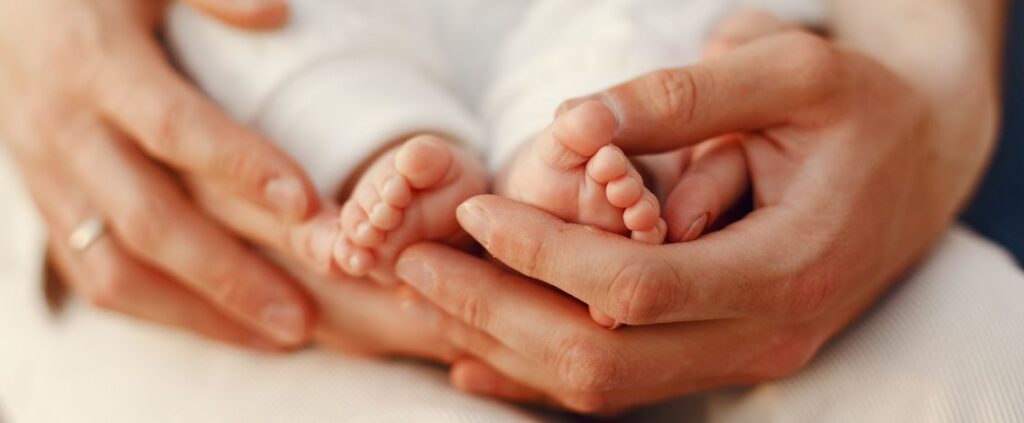 Neonato morto al Pertini, la denuncia della madre aggrava la posizione dell'Ospedale