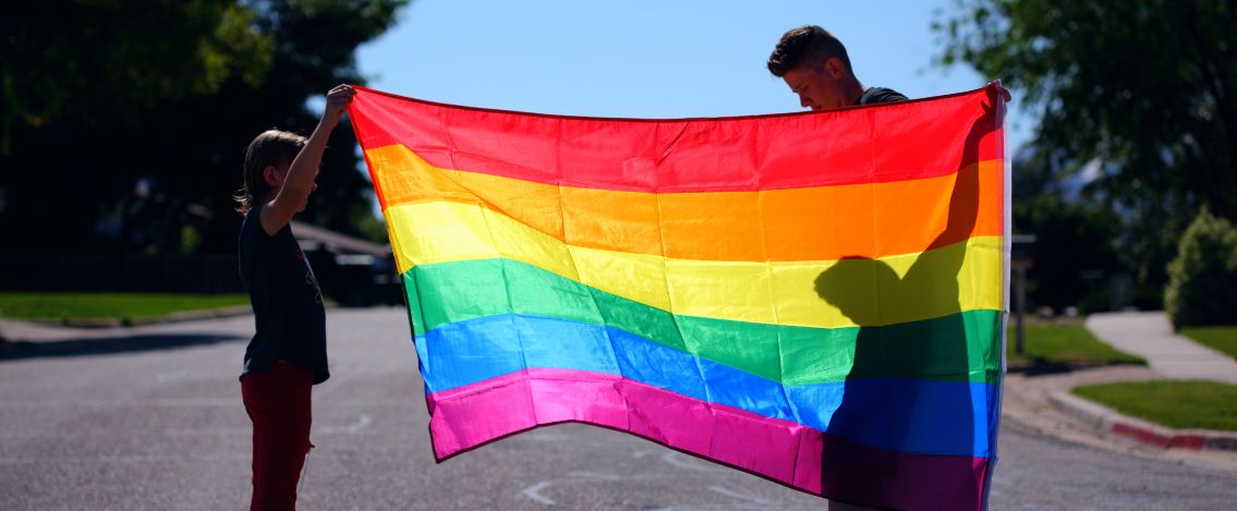 UE, proposto un regolamento per il riconoscimento dei figli alle coppie gay