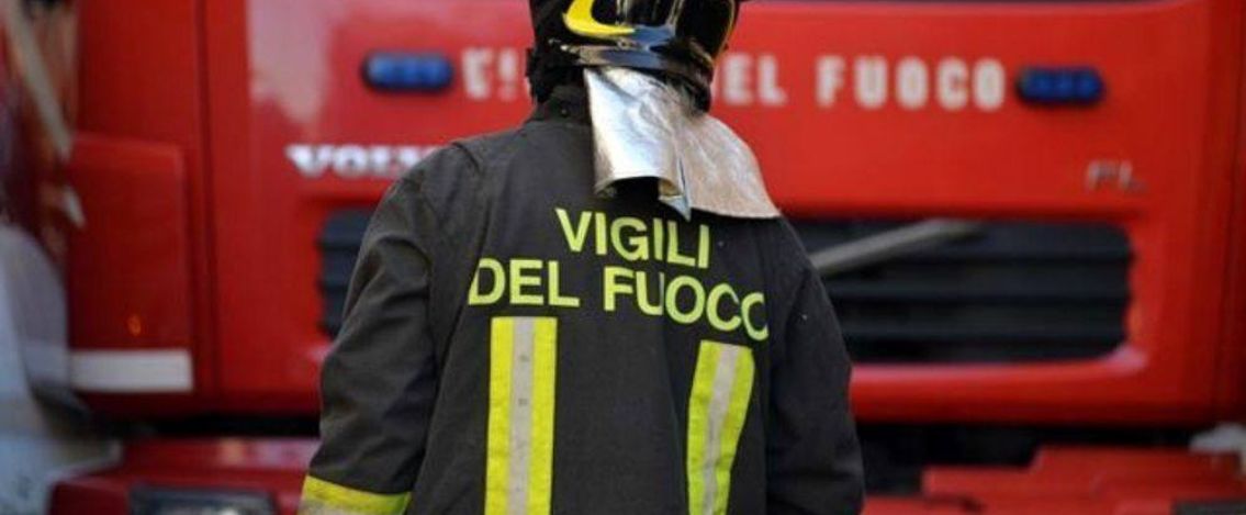 Esplosione di Milano, ancora attivo il focolaio dell'incendio. L'accaduto