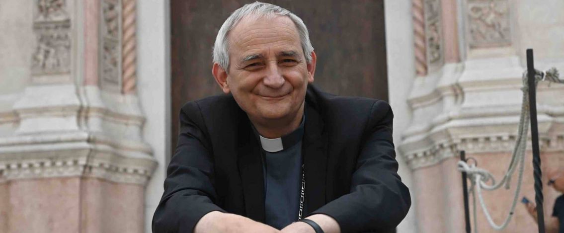 Il Papa invia il cardinale Zuppi a Kiev, ecco il motivo