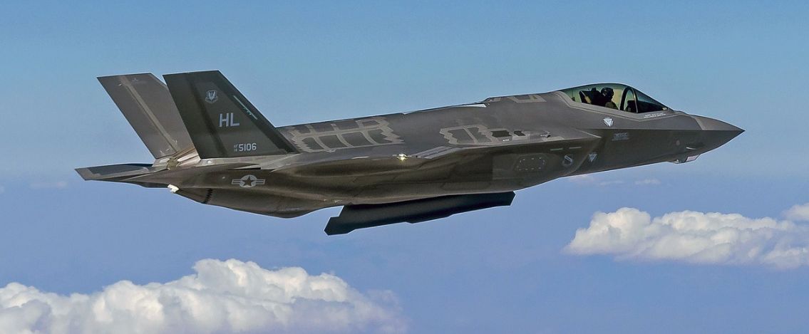 Mistero del caccia F-35 scomparso in volo, vale 80 milioni di dollari
