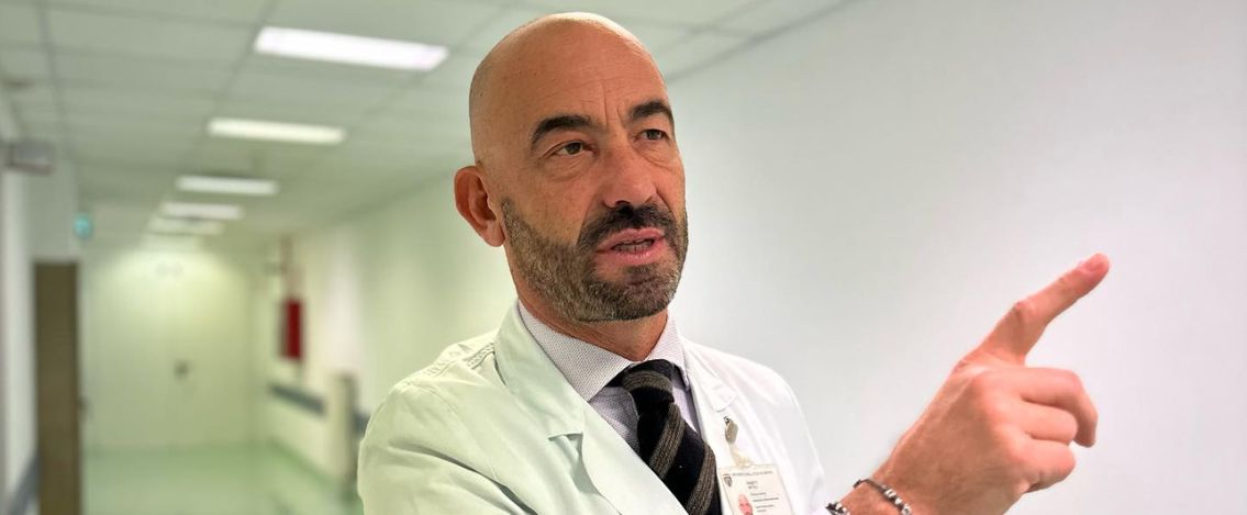 Matteo Bassetti polmoniti da micoplasma per colpa dei No Vax