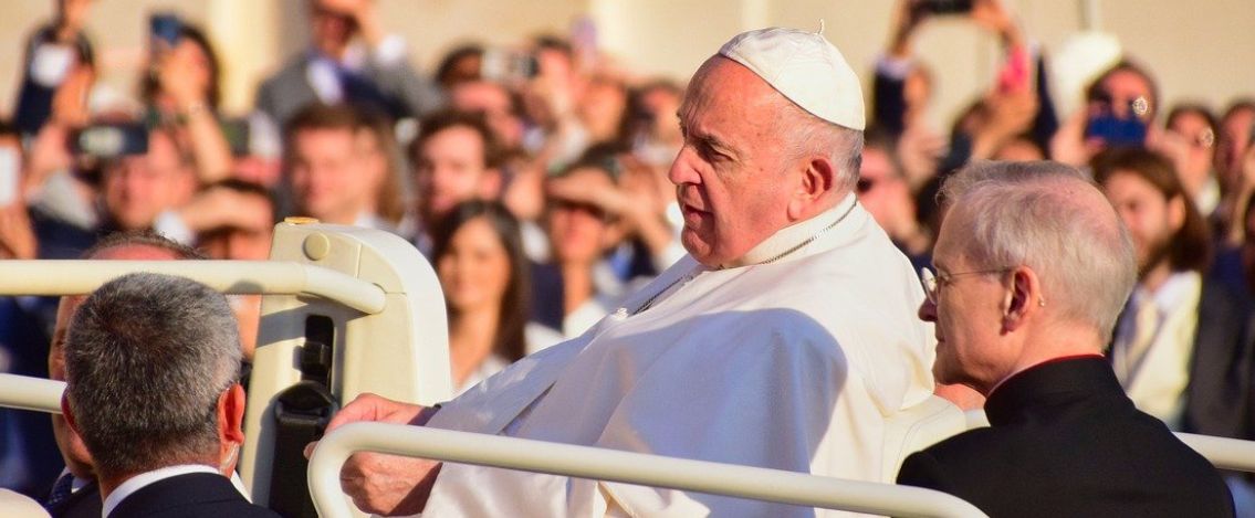 Apprensione per Papa Francesco: «Non sto ancora bene»