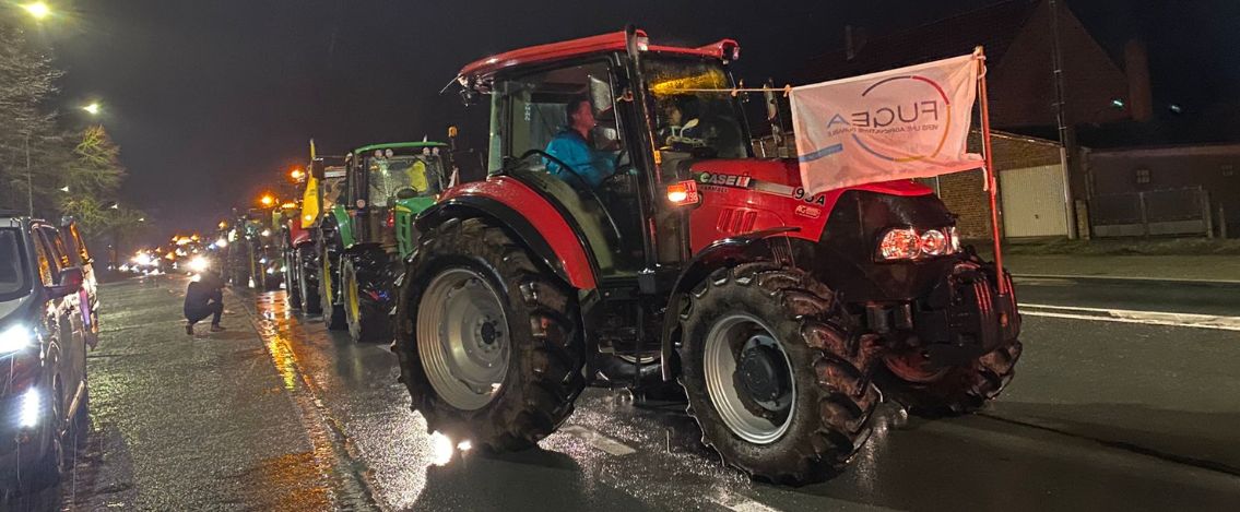 La protesta degli agricoltori arriva a Bruxelles, oltre mille i trattori in città