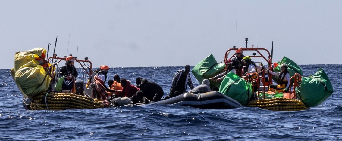 Ennesima tragedia del mare, morti in 60 di sete e fame