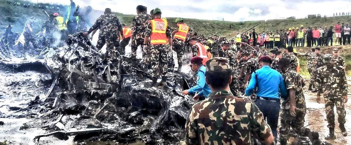 Tragedia in Nepal, aereo si schianta in fase di decollo