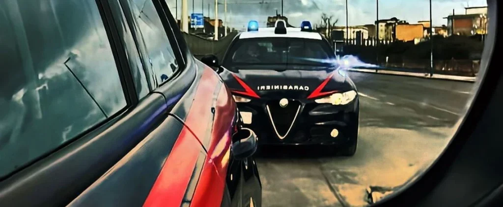 Laura Frosecchi uccisa dal nipote nel negozio, la donna che ha trovato il corpo: «Il suo corpo era in un lago di sangue, ho urlato per lo choc»