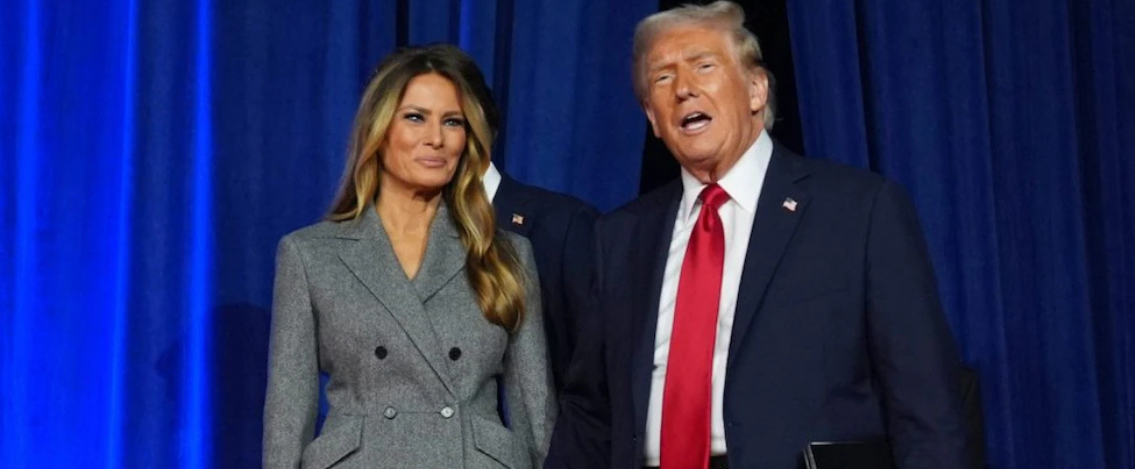 Melania Trump spiazza, il primo look da first lady: scelta di stile o di convenienza?