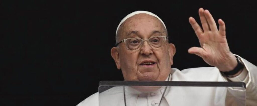Papa Francesco, si parla di "Quadro clinico complesso"