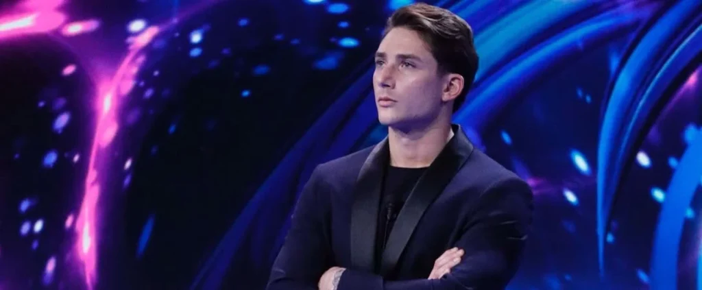 Scappa col bottino: i soldi raccolti dalle fan di Tommaso erano per gli aerei da inviare al Grande Fratello