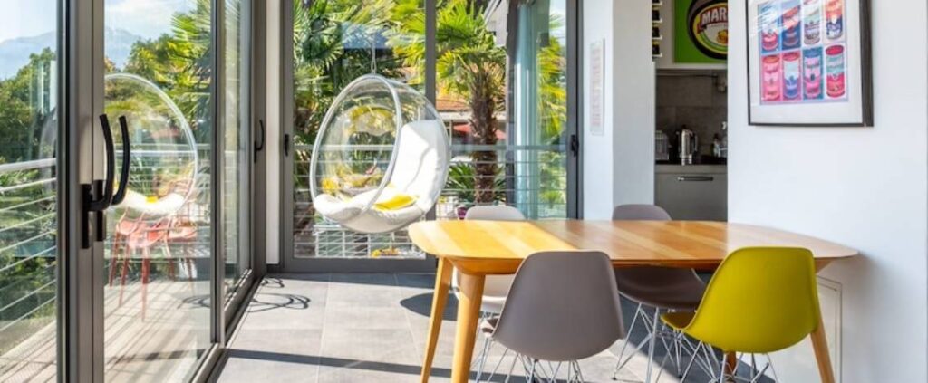 Airbnb