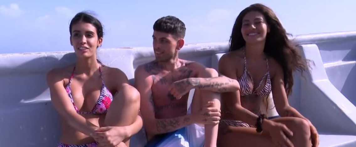 L’Isola dei Famosi, le prime dichiarazioni dei tre nuovi naufraghi L’Isola dei Famosi, le prime dichiarazioni dei tre nuovi naufraghi