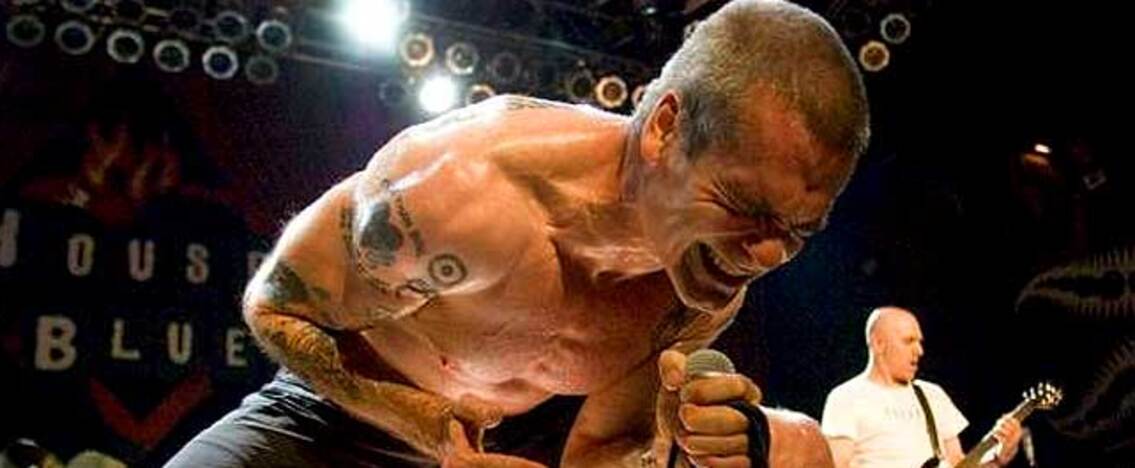 Henry Rollins, lo straight edge e l’elogio dell’ebbrezza consapevole Henry Rollins, lo straight edge e l’elogio dell’ebbrezza consapevole