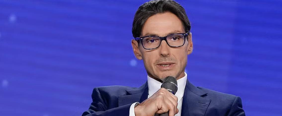 Pier Silvio Berlusconi tra tv e politica: “Oggi non ci penso, ma un domani… perché no?” Pier Silvio Berlusconi tra tv e politica: “Oggi non ci penso, ma un domani… perché no?”