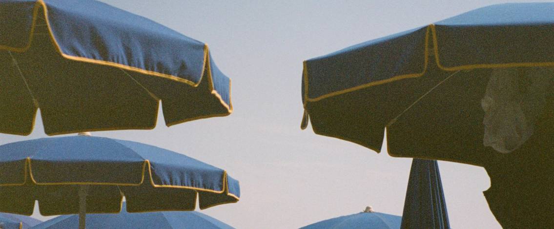 Estate 2025, vacanze più care del 30% rispetto al pre Covid