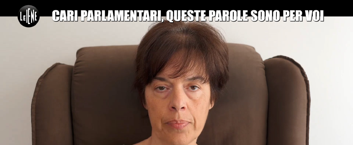 Le Iene, gli ultimi video messaggi di Martina Oppelli a Giulio Golia Le Iene, gli ultimi video messaggi di Martina Oppelli a Giulio Golia