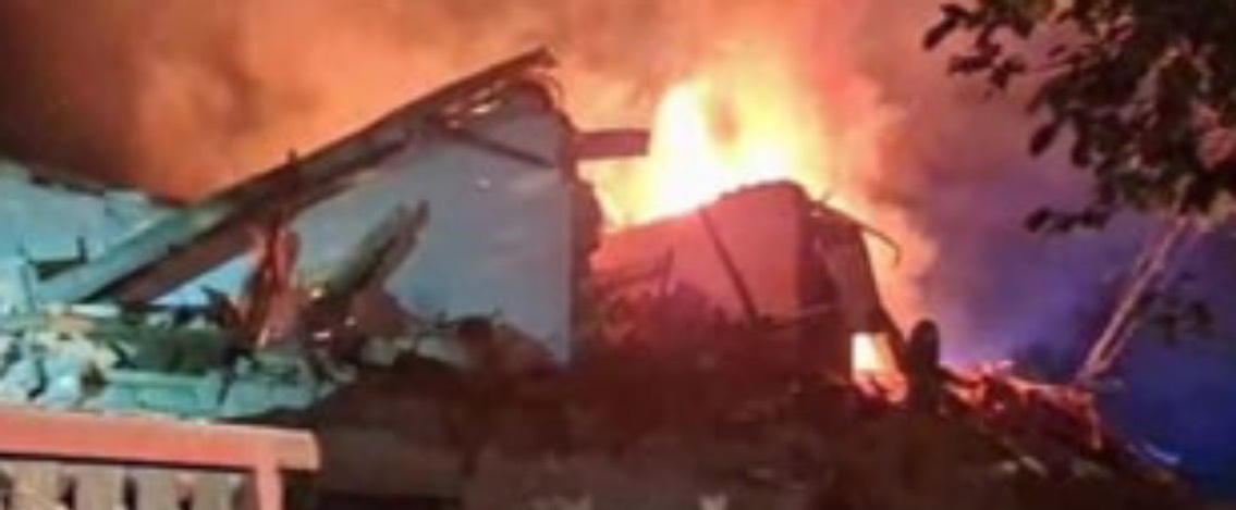 Tragedia a Castel d’Azzano: tre carabinieri morti nell’esplosione di un casolare Tragedia a Castel d’Azzano: tre carabinieri morti nell’esplosione di un casolare