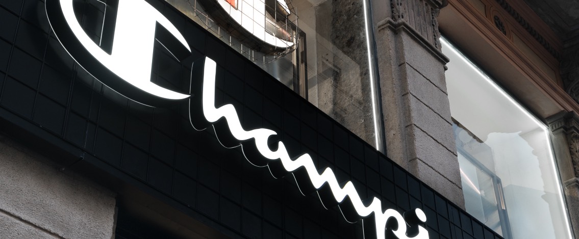 Champion inaugura il primo flagship store in Italia Champion inaugura il primo flagship store in Italia