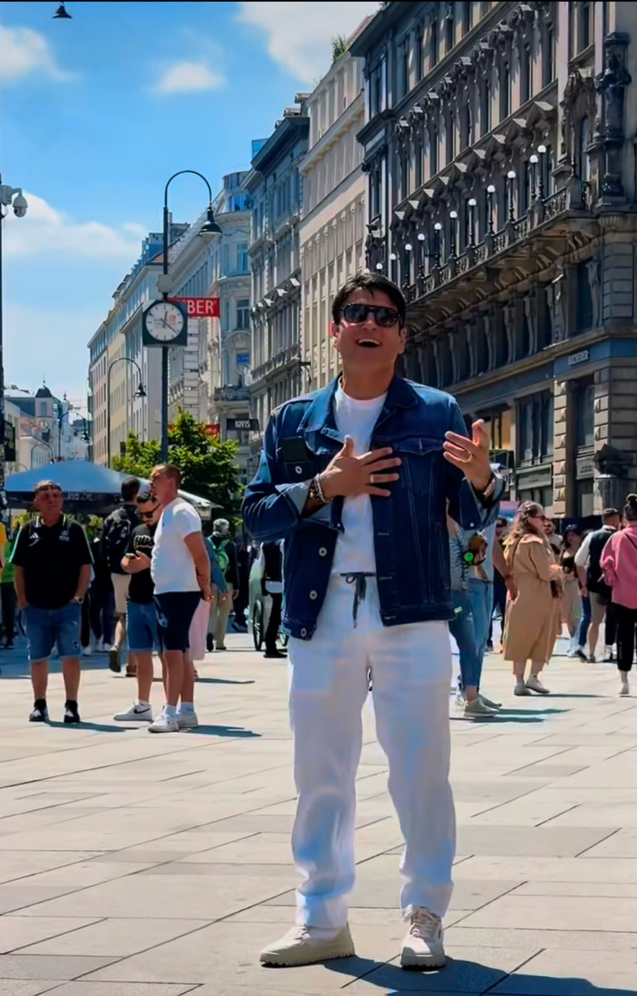 sal da vinci porta poesia a vienna tra metr242 e piazze nasce il battesimo latino del nuovo singolo da 361magazine.com sal da vinci porta poesia a vienna tra metr242 e piazze nasce il battesimo latino del nuovo singolo
