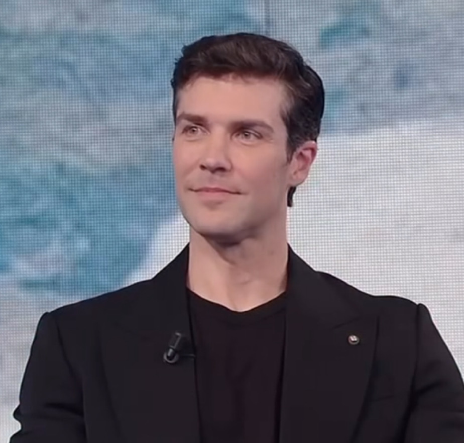 hollywood premia roberto bolle nel 2027 avr224 la sua stella sulla walk of fame da 361magazine.com hollywood premia roberto bolle nel 2027 avr224 la sua stella sulla walk of fame
