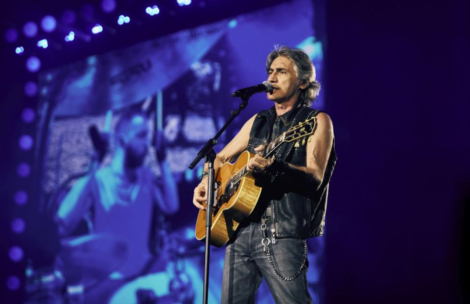 ligabue e fuori e dentro il borgo 30 anni dopo il libro torna a casa a correggio da 361magazine.com ligabue e fuori e dentro il borgo 30 anni dopo il libro torna a casa a correggio