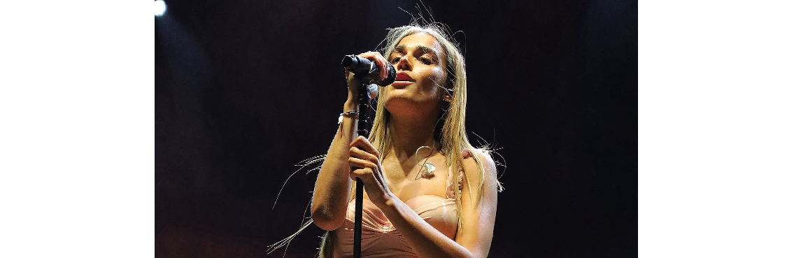 una notte da ricordare clara trasforma san giusto in un teatro a cielo aperto da 361magazine.com una notte da ricordare clara trasforma san giusto in un teatro a cielo aperto