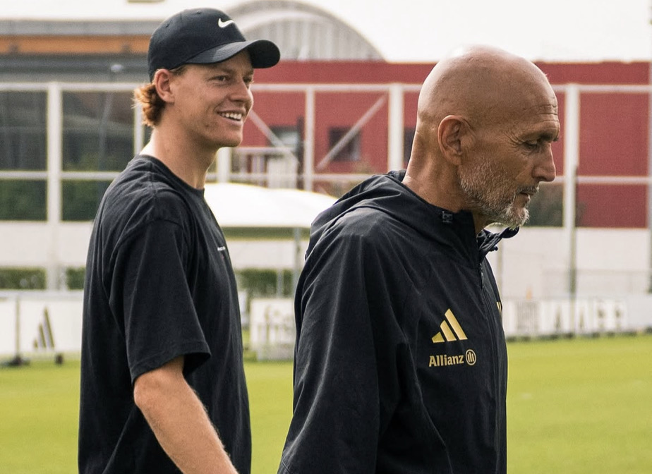 sinner incontra la juve alla continassa applausi abbracci e lezione di mentalit224 da 361magazine.com sinner incontra la juve alla continassa applausi abbracci e lezione di mentalit224