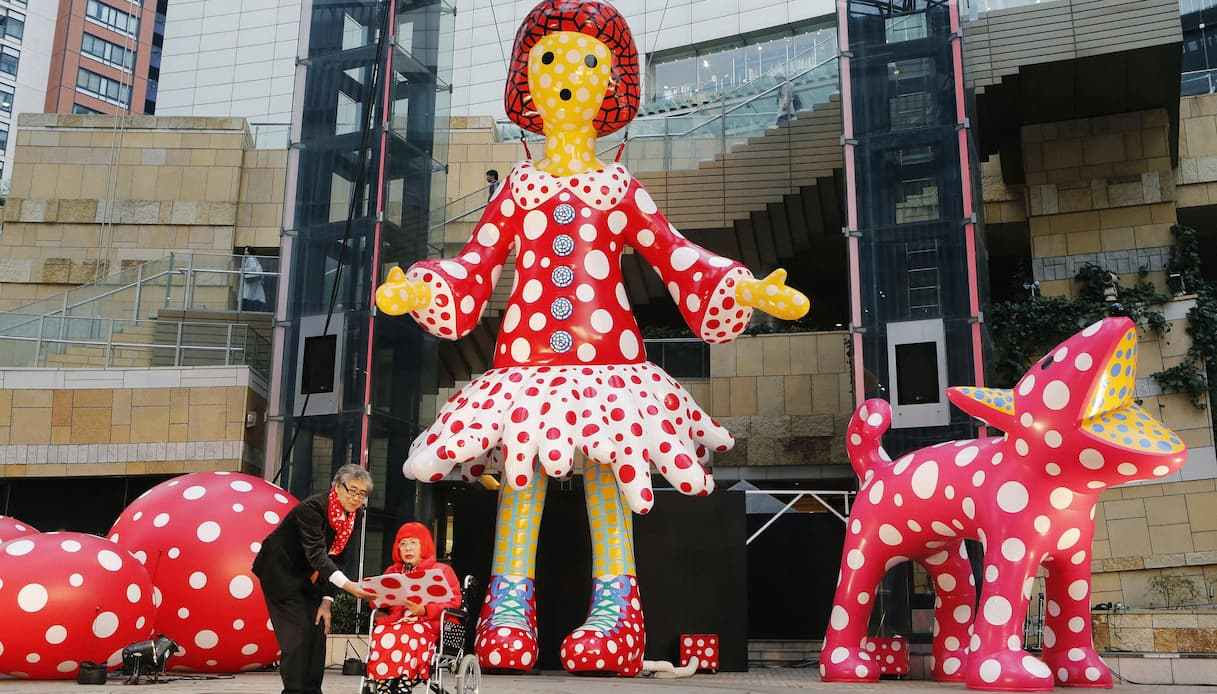 yayoi kusama addio alla regina dei pois che trasform242 le ossessioni in bellezza da 361magazine.com yayoi kusama addio alla regina dei pois che trasform242 le ossessioni in bellezza
