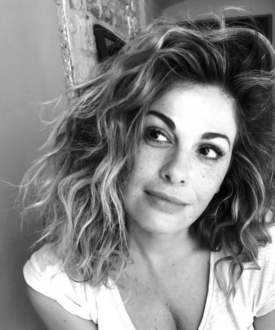 vanessa incontrada radiosa alla prova dell8217abito da sposa da 361magazine.com vanessa incontrada radiosa alla prova dell8217abito da sposa