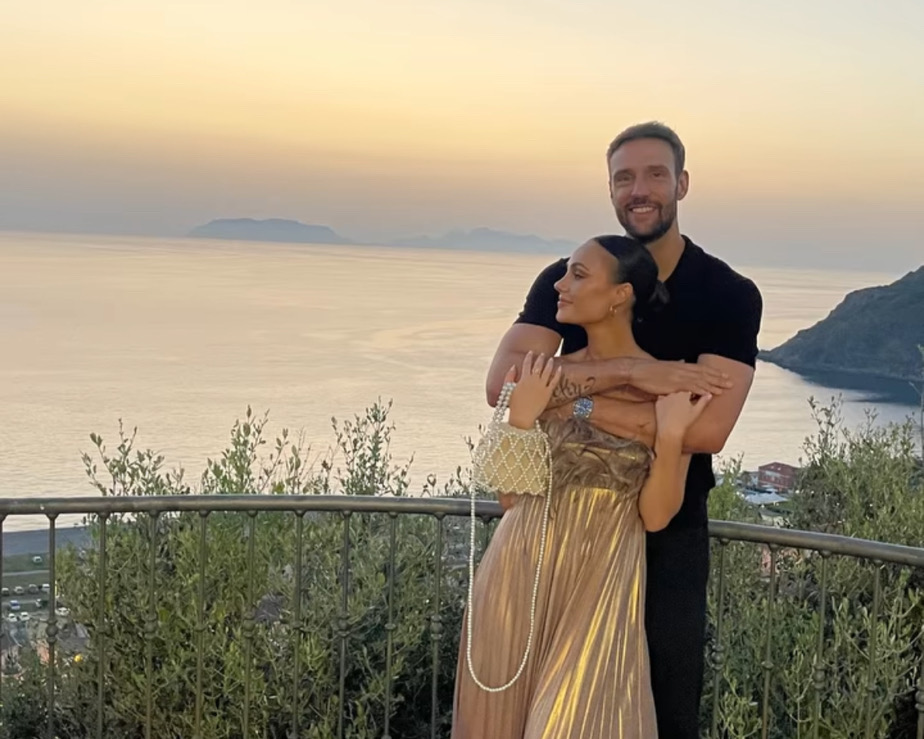 rosalinda cannav242 romantica dedica per i 33 anni di andrea zenga sei la mia certezza da 361magazine.com rosalinda cannav242 romantica dedica per i 33 anni di andrea zenga sei la mia certezza