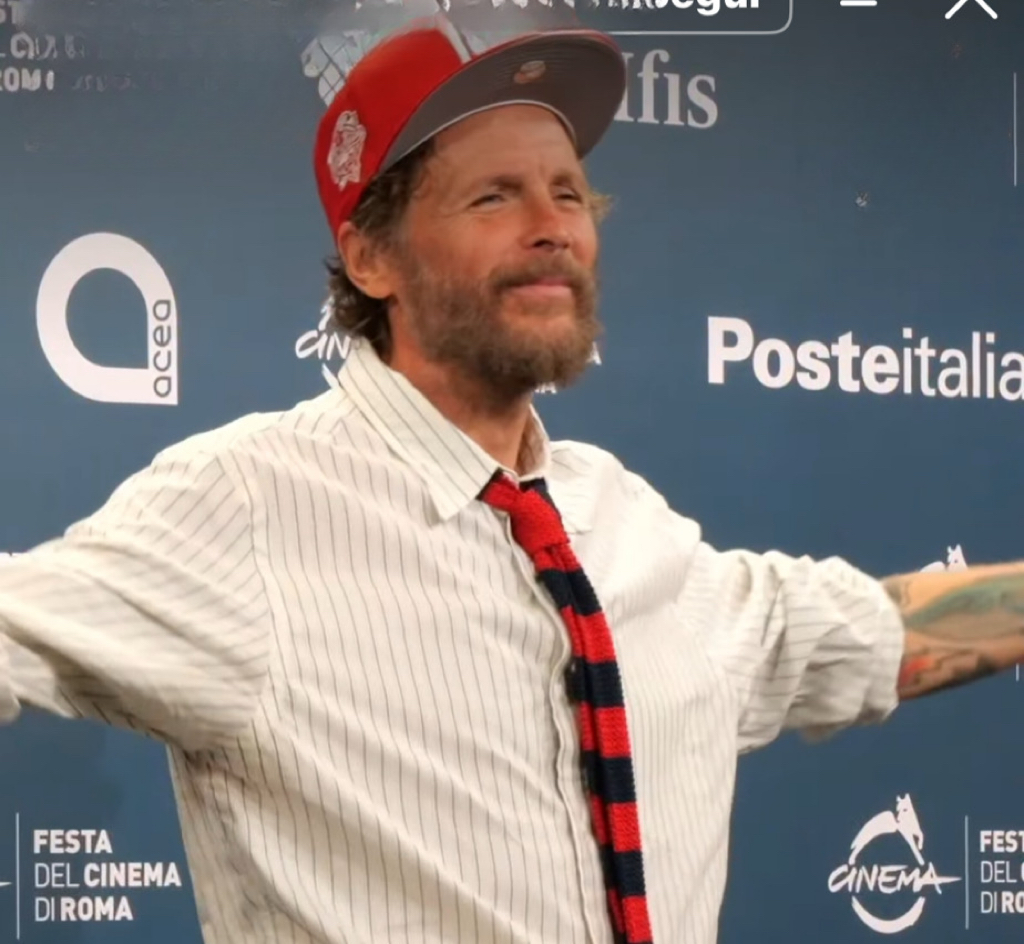 jovanotti alla festa del cinema di roma per il lancio del documentario sulla sua vita mi sento figlio di questo film da 361magazine.com jovanotti alla festa del cinema di roma per il lancio del documentario sulla sua vita mi sento figlio di questo film
